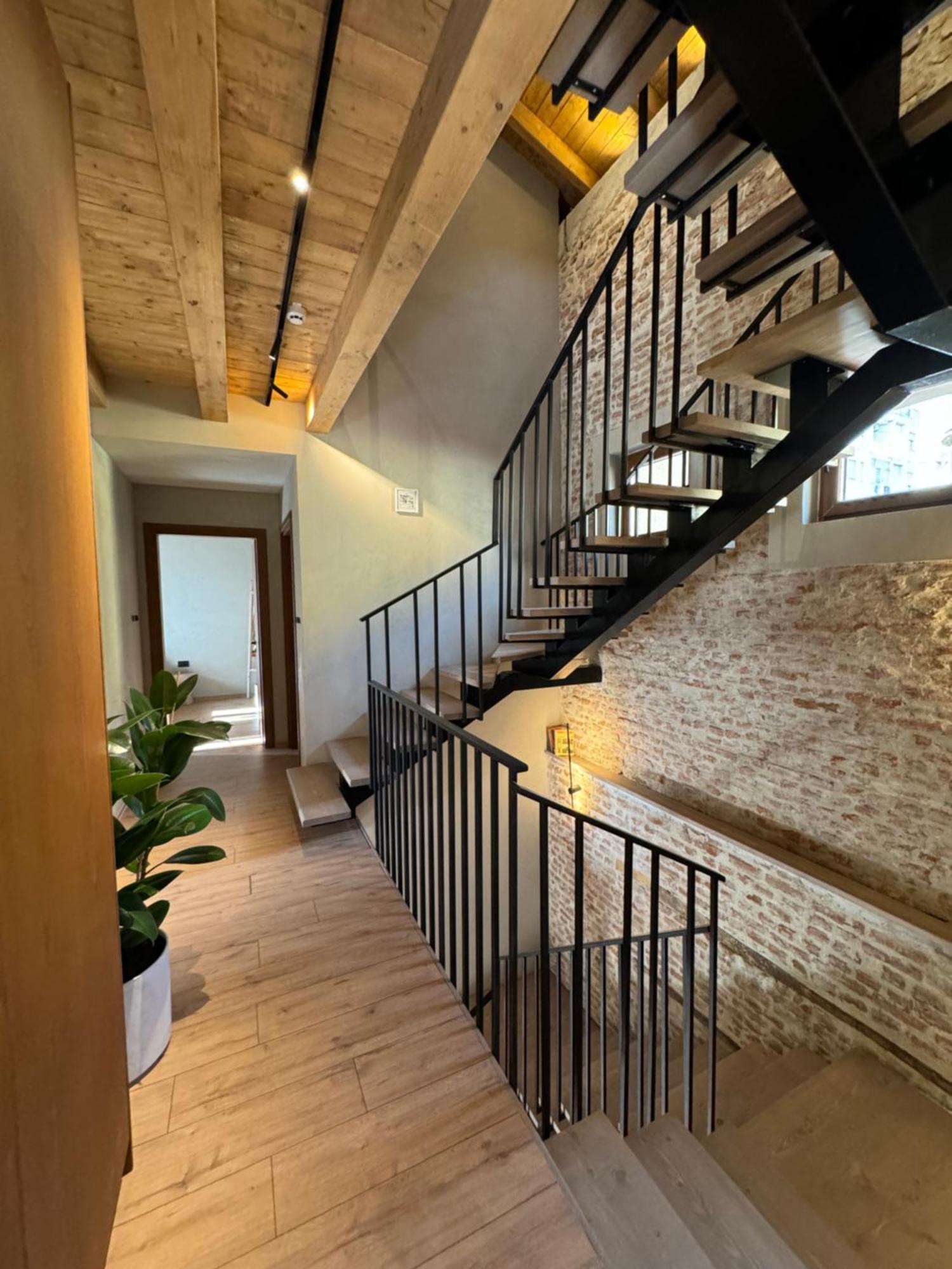 טיראנה Faces & Places Boutique Hotel מראה חיצוני תמונה