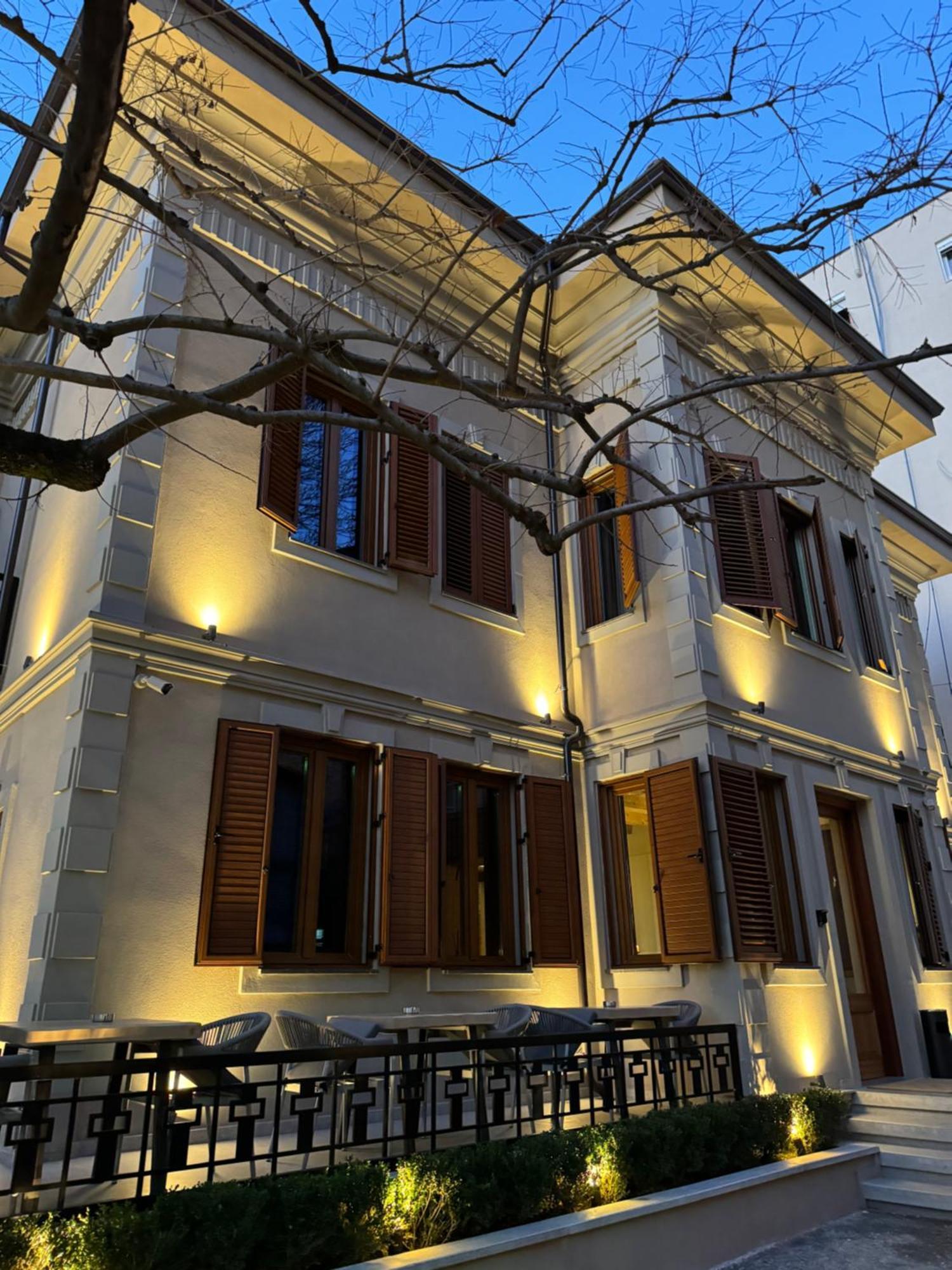 טיראנה Faces & Places Boutique Hotel מראה חיצוני תמונה