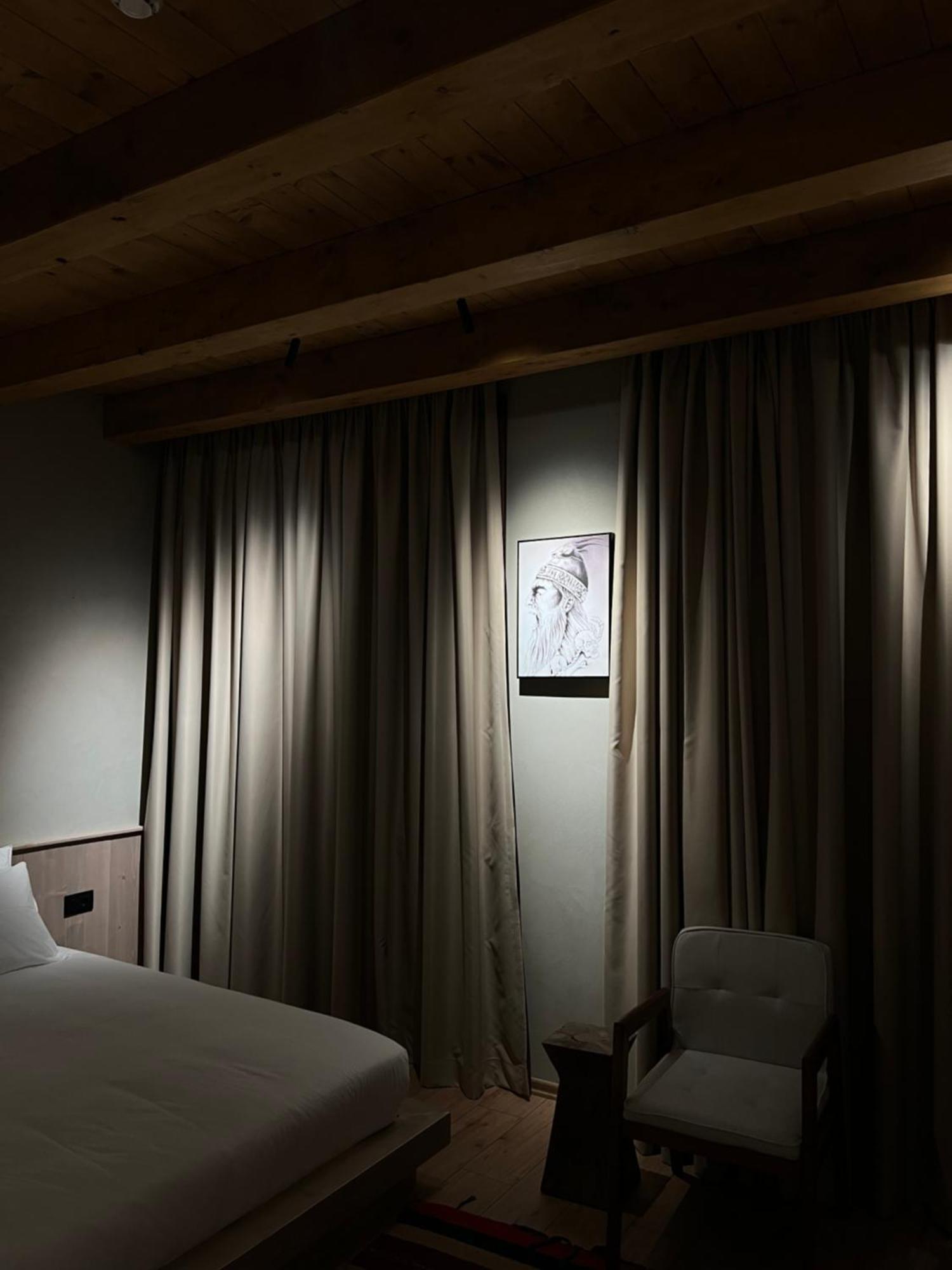 טיראנה Faces & Places Boutique Hotel מראה חיצוני תמונה